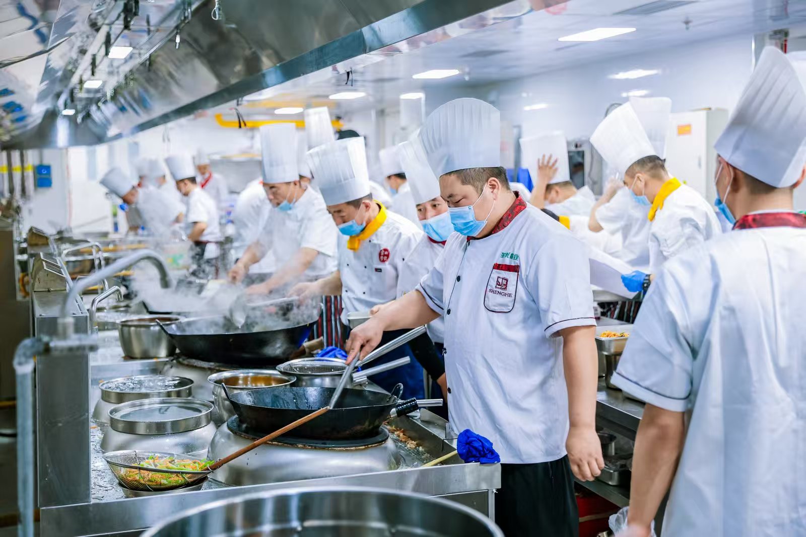 創(chuàng)新食譜繪美味健康畫卷，圣禾載譽(yù)而歸續(xù)寫學(xué)生餐暖心新篇章